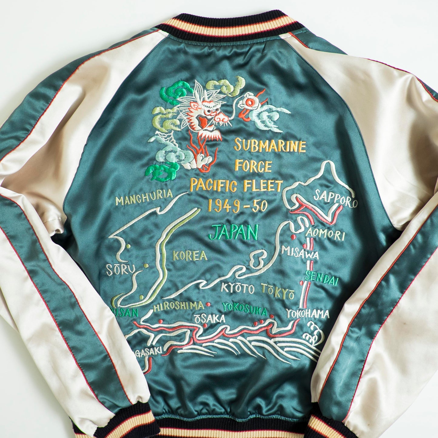 Tailor Toyo Reversible Sukajan White Tiger × Pacific Fleet Japan Map 1949-50 Embroidered Souvenir Jacket