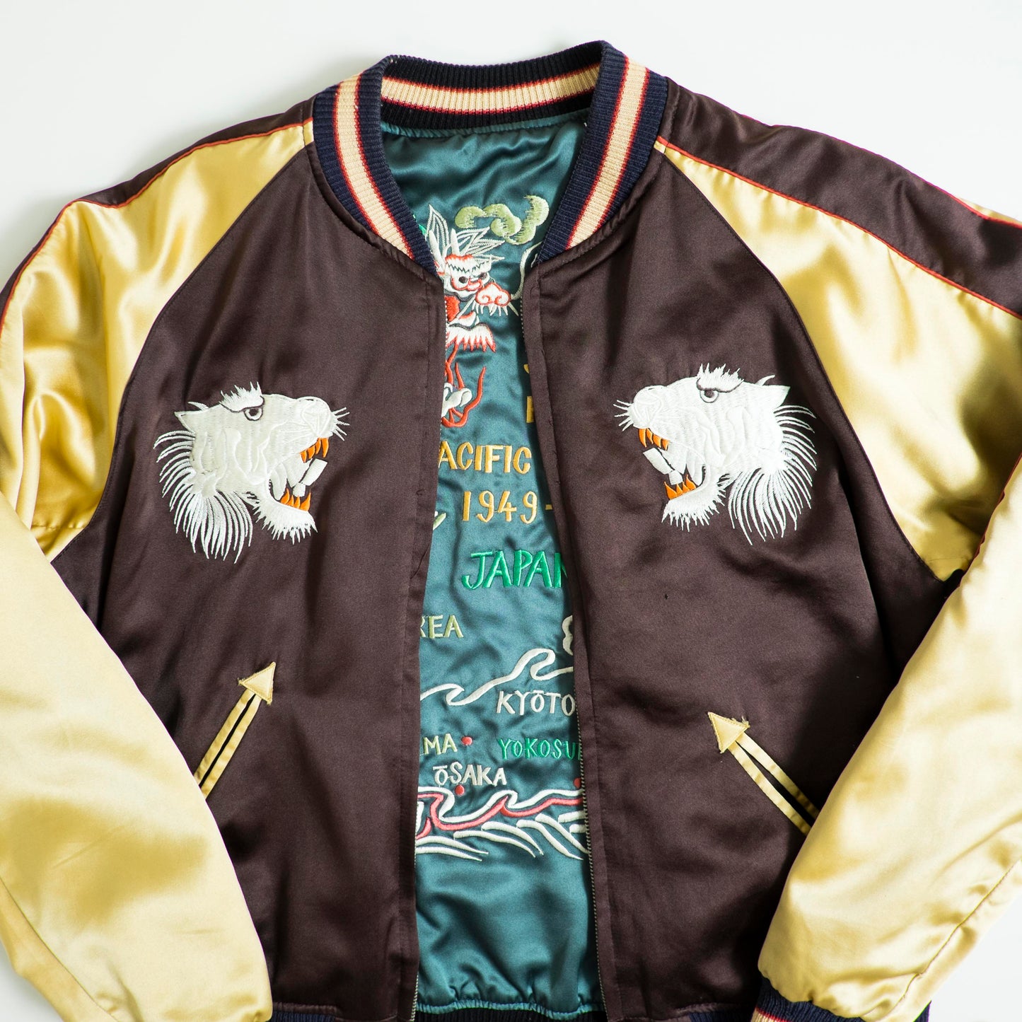 Tailor Toyo Reversible Sukajan White Tiger × Pacific Fleet Japan Map 1949-50 Embroidered Souvenir Jacket