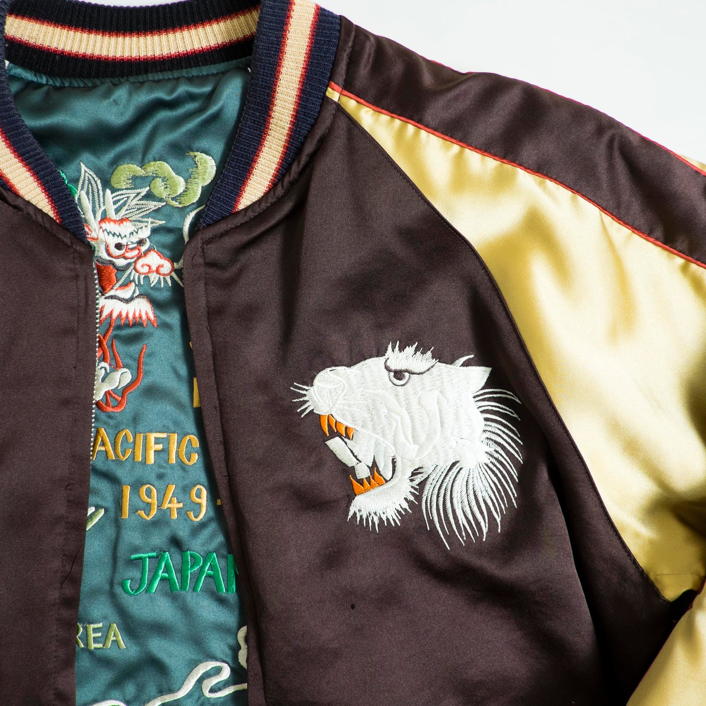 Tailor Toyo Reversible Sukajan White Tiger × Pacific Fleet Japan Map 1949-50 Embroidered Souvenir Jacket