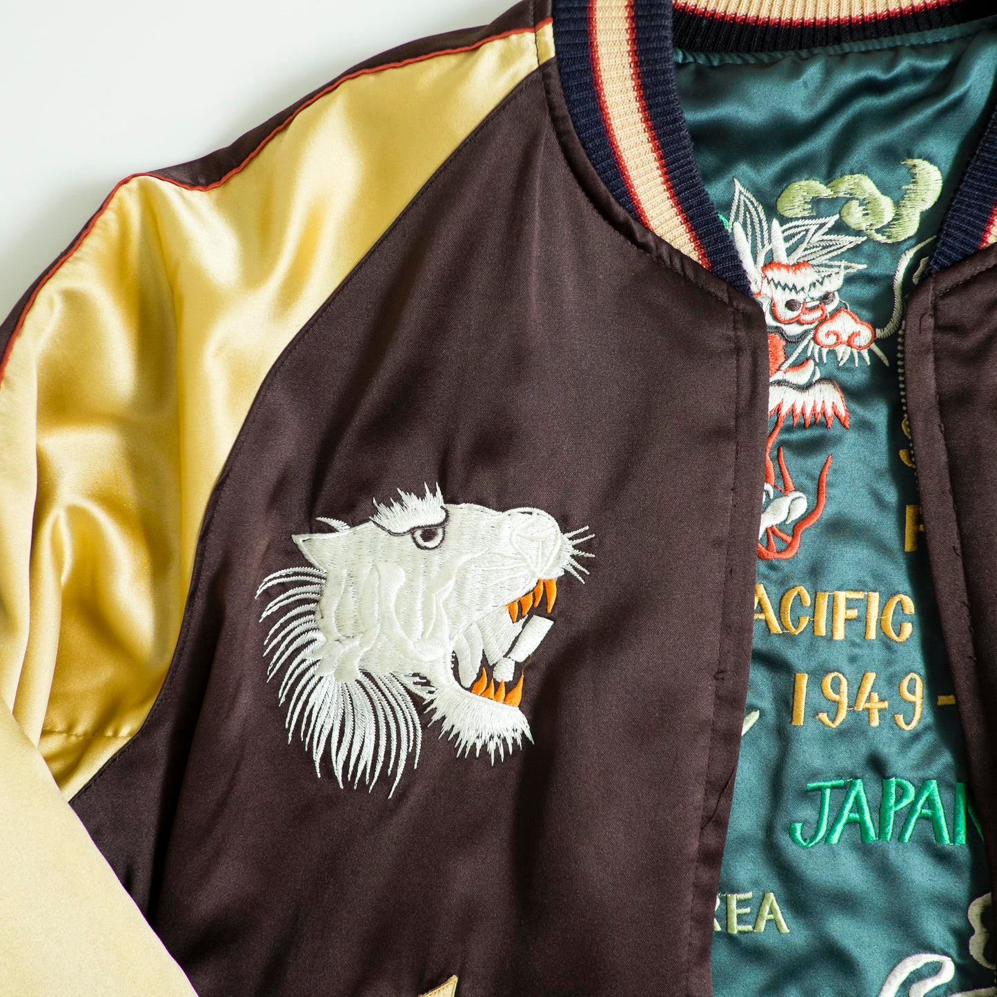 Tailor Toyo Reversible Sukajan White Tiger × Pacific Fleet Japan Map 1949-50 Embroidered Souvenir Jacket