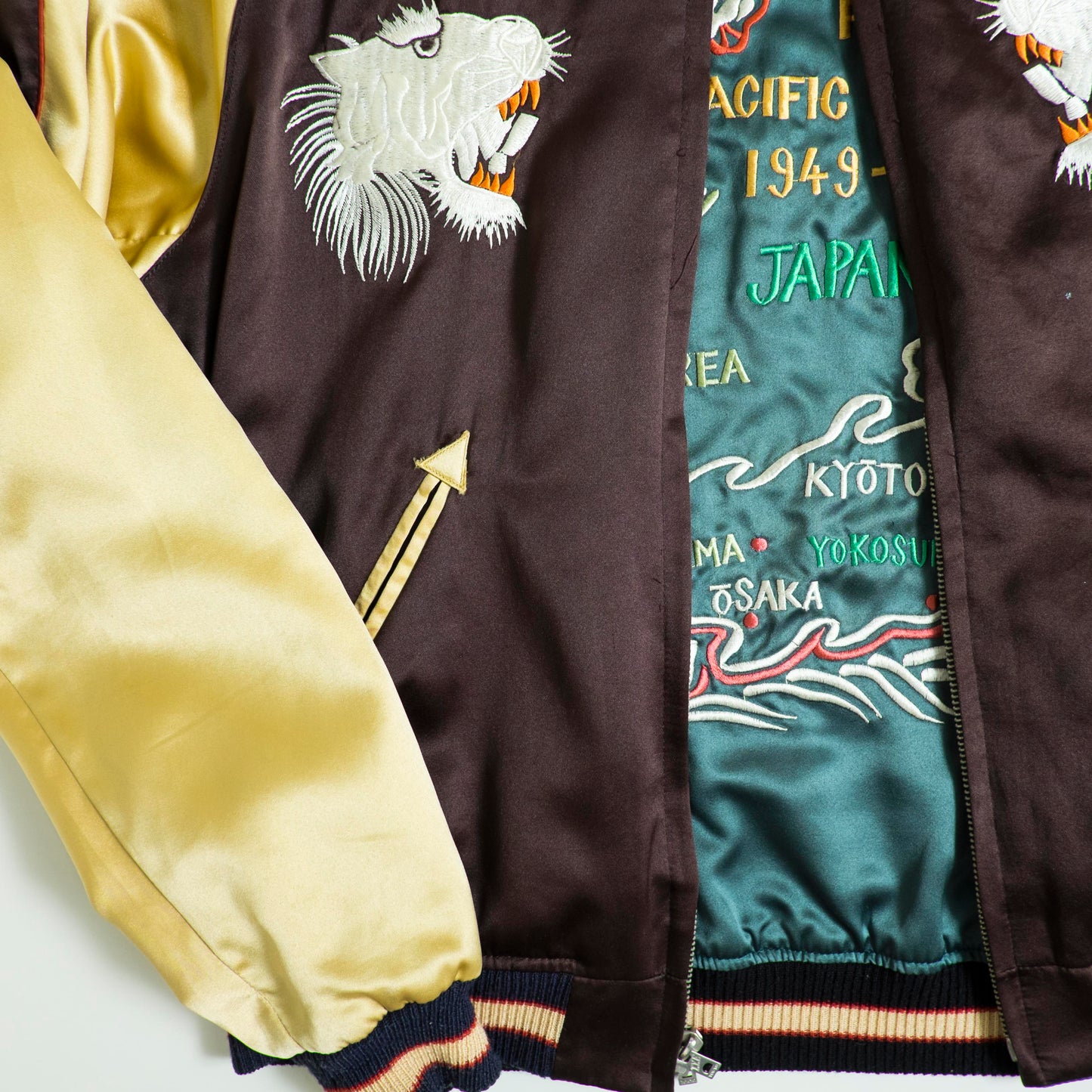 Tailor Toyo Reversible Sukajan White Tiger × Pacific Fleet Japan Map 1949-50 Embroidered Souvenir Jacket