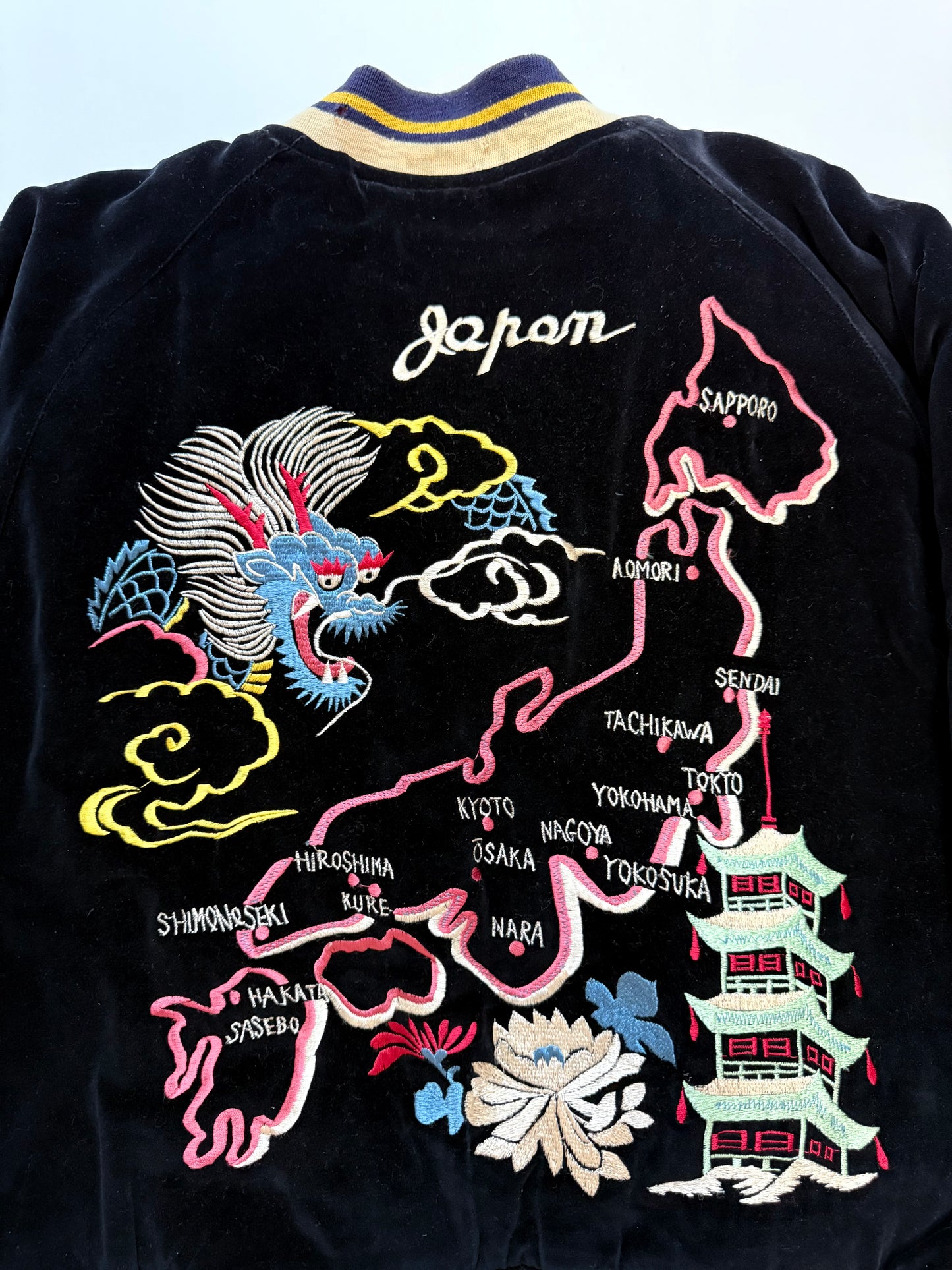 Supre Rare Vintage Tailor Toyo Reversible Sukajan Jacket M Japan Map Tiger Dragon Velvet Souvenir Bomber
