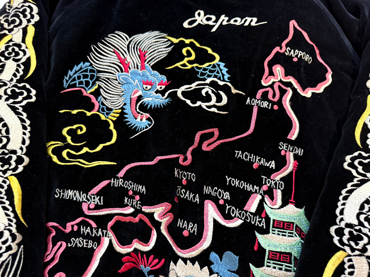 Supre Rare Vintage Tailor Toyo Reversible Sukajan Jacket M Japan Map Tiger Dragon Velvet Souvenir Bomber