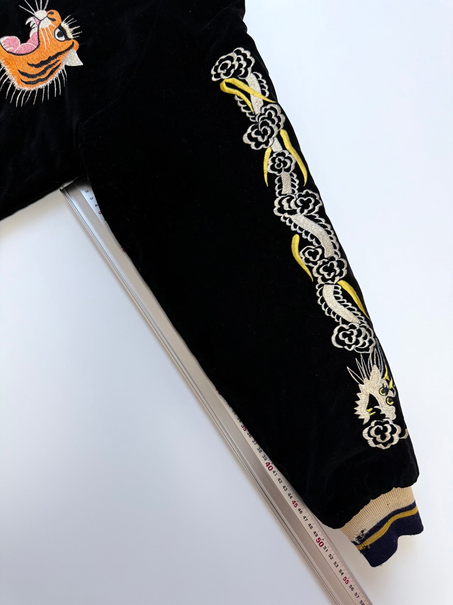 Supre Rare Vintage Tailor Toyo Reversible Sukajan Jacket M Japan Map Tiger Dragon Velvet Souvenir Bomber