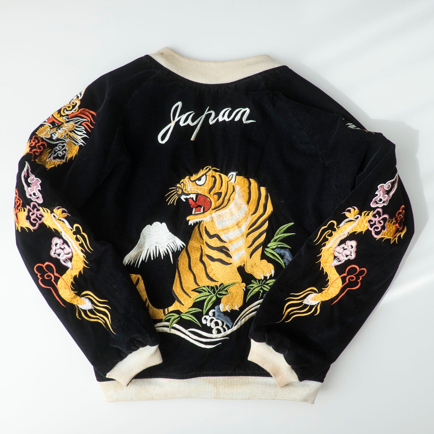 Vintage Reversible Sukajan Tiger Dragon Japan Black Velvet Blue Satin Embroidered Souvenir Bomber Jacket