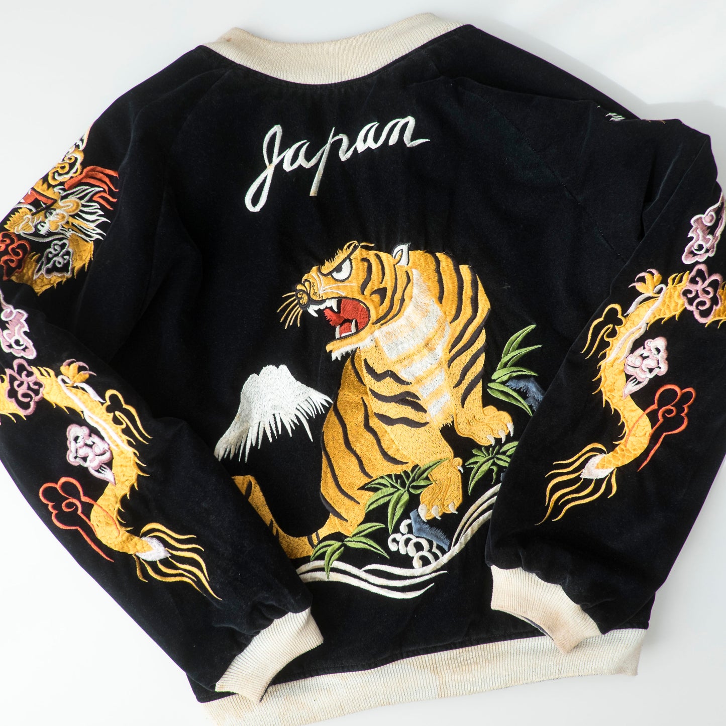 Vintage Reversible Sukajan Tiger Dragon Japan Black Velvet Blue Satin Embroidered Souvenir Bomber Jacket