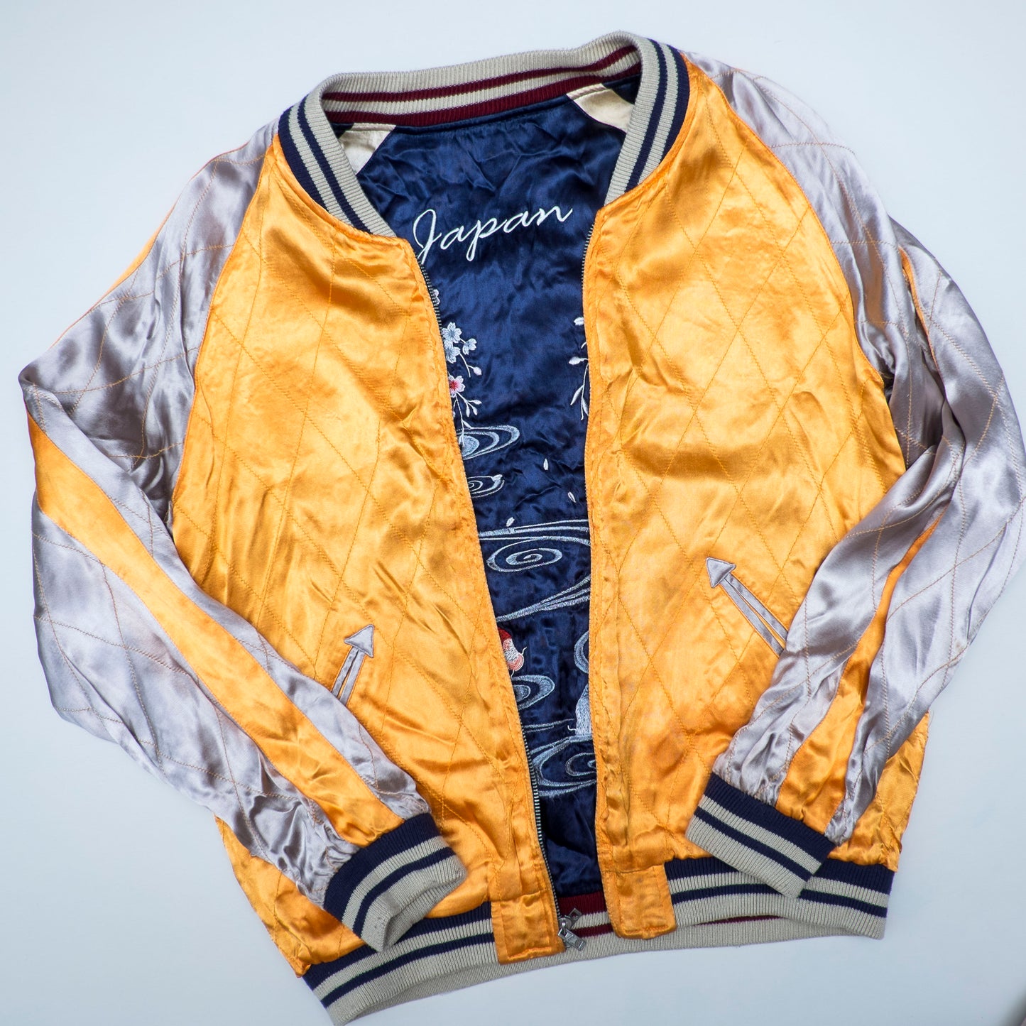 Vintage IOLANI Koi Sakura Reversible Sukajan Jacket Size M Navy Yellow Japanese Souvenir Bomber