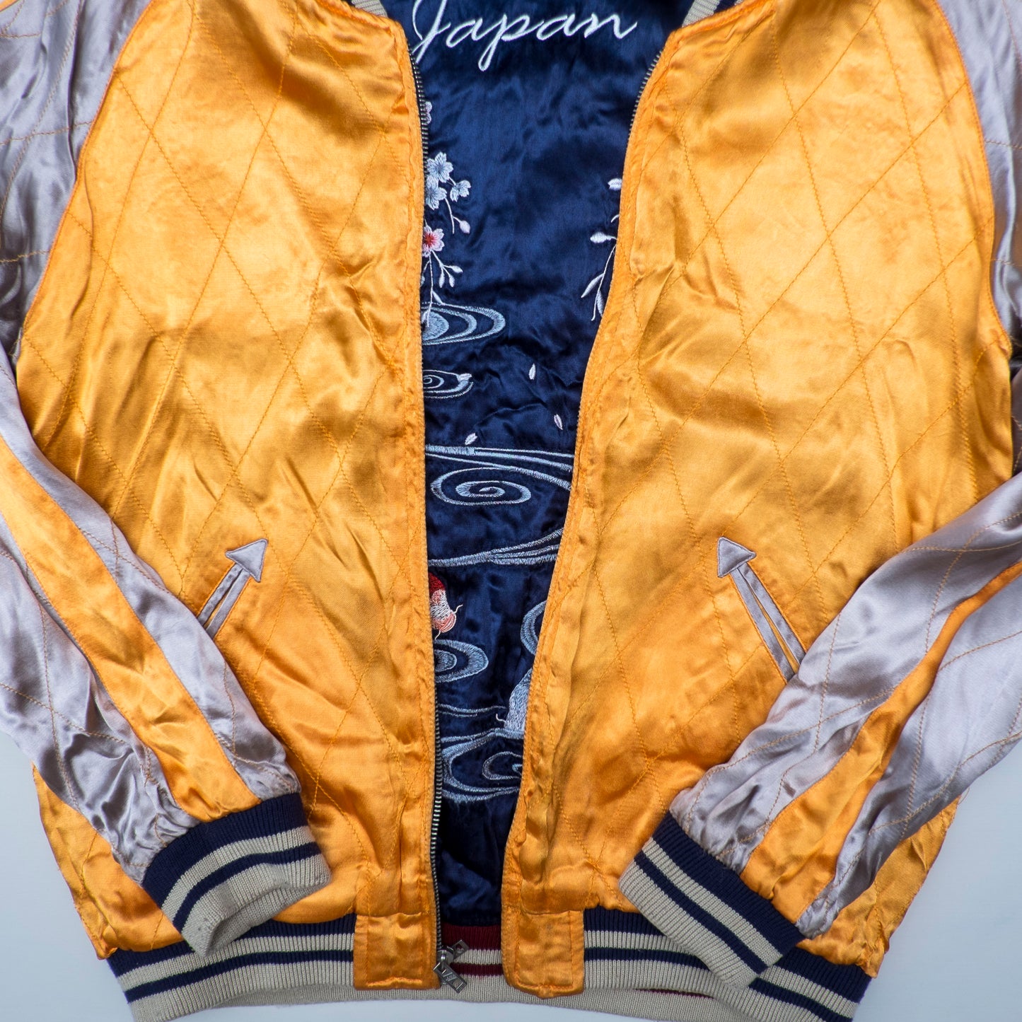 Vintage IOLANI Koi Sakura Reversible Sukajan Jacket Size M Navy Yellow Japanese Souvenir Bomber