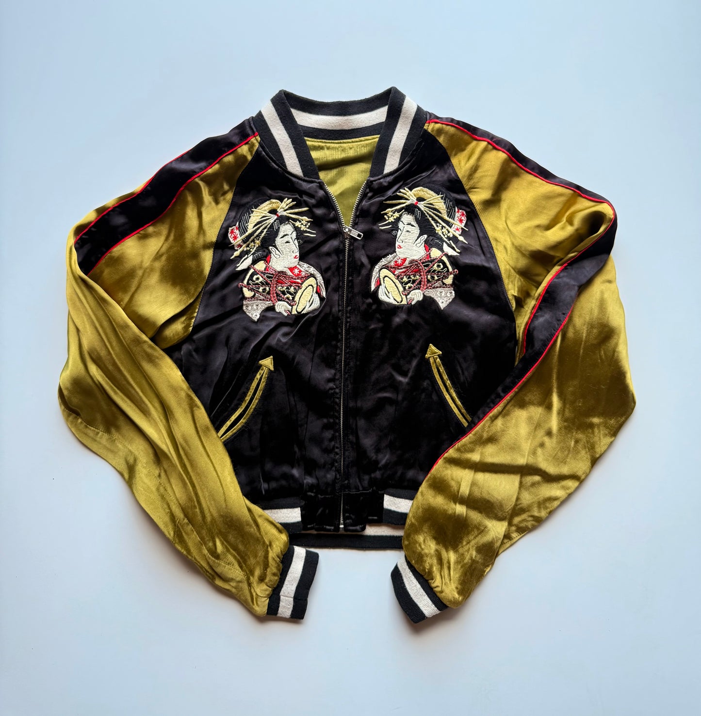 Hanatabi Gakudan Oiran Geisha Sukajan Reversible Black Gold Japanese Embroidered Souvenir Jacket