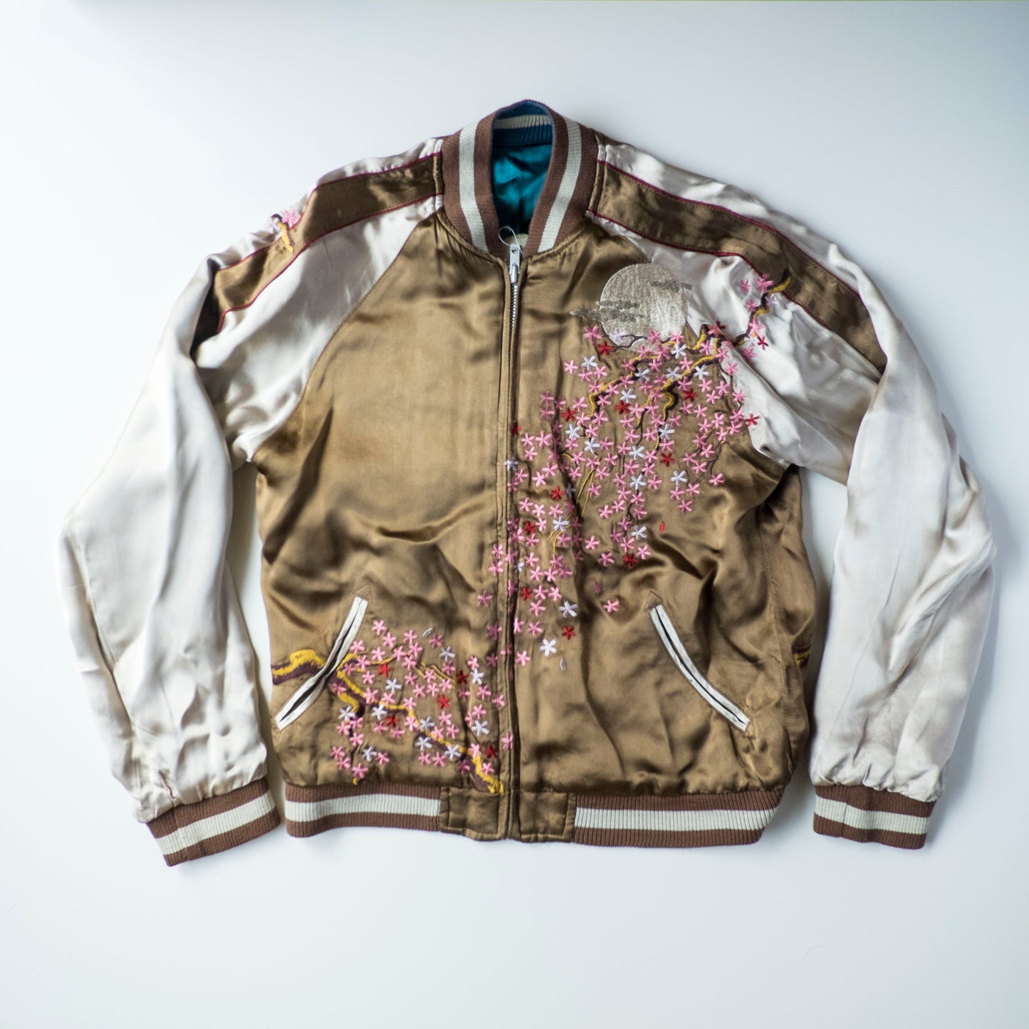 Vintage Japanese Japan Geisha Maiko Oiran Taiko Sharaku Ukiyoe Skull Red Black Embroidered Yokosuka Jumper Bomber Sukajan Souvenir Jacket S