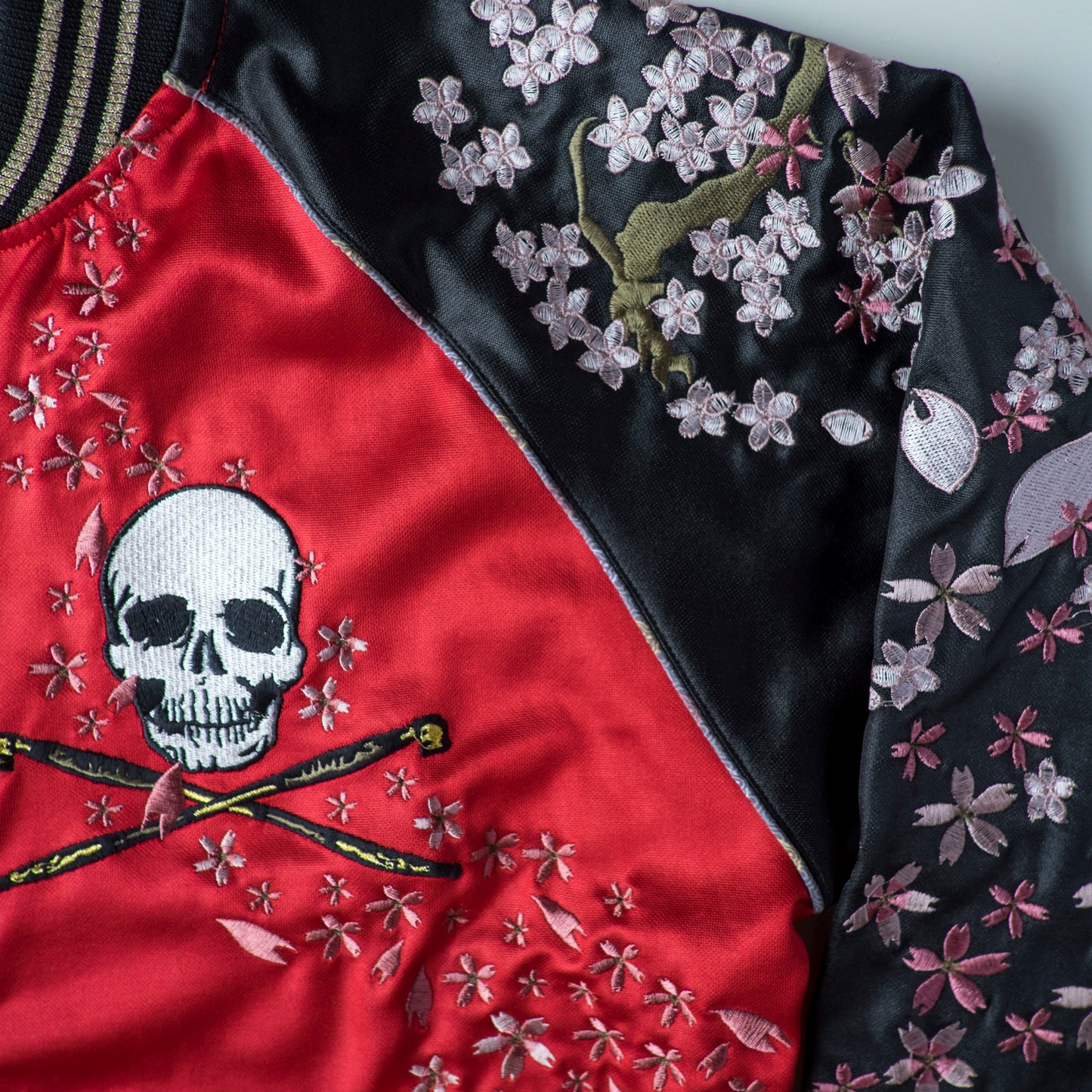 Vintage Japanese Japan Samurai Musha Sakura Cherry Blossoms Punk Rock Skull Red Embroidered Yokosuka Jumper Bomber Sukajan Souvenir Jacket