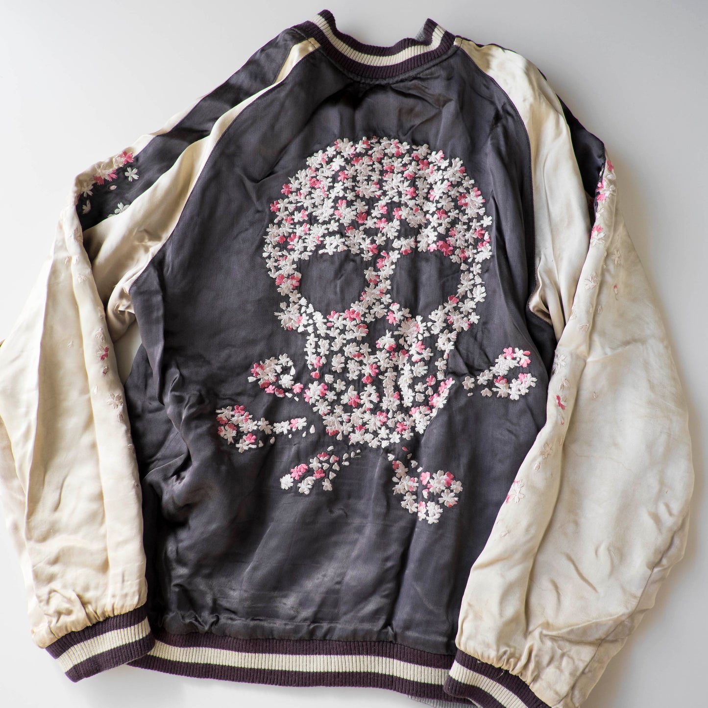 Vintage Punk Rock Dokuro Sakura Sukajan Jacket M, Japanese Skull Cherry Blossom Embroidery Souvenir Bomber Jacket