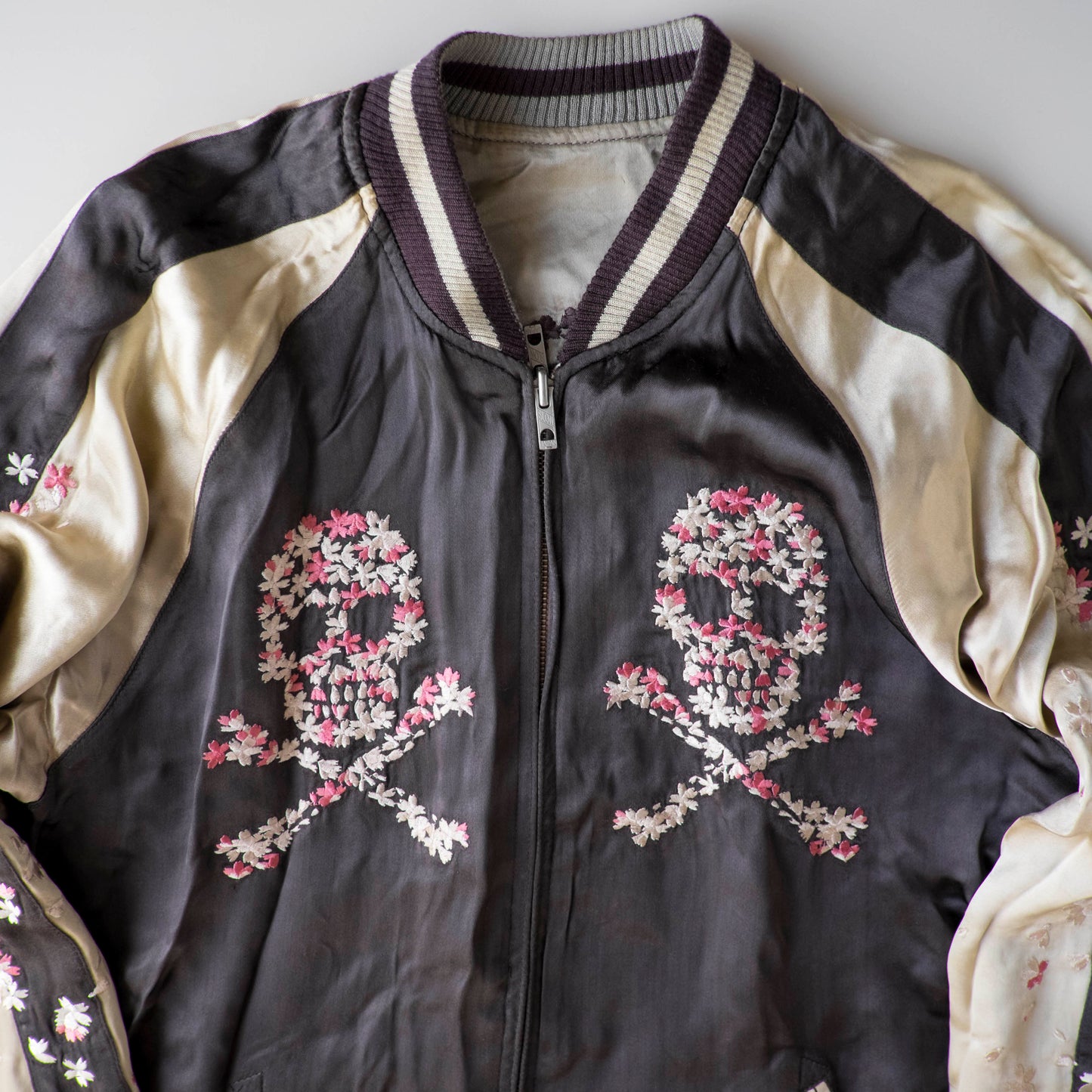 Vintage Punk Rock Dokuro Sakura Sukajan Jacket M, Japanese Skull Cherry Blossom Embroidery Souvenir Bomber Jacket