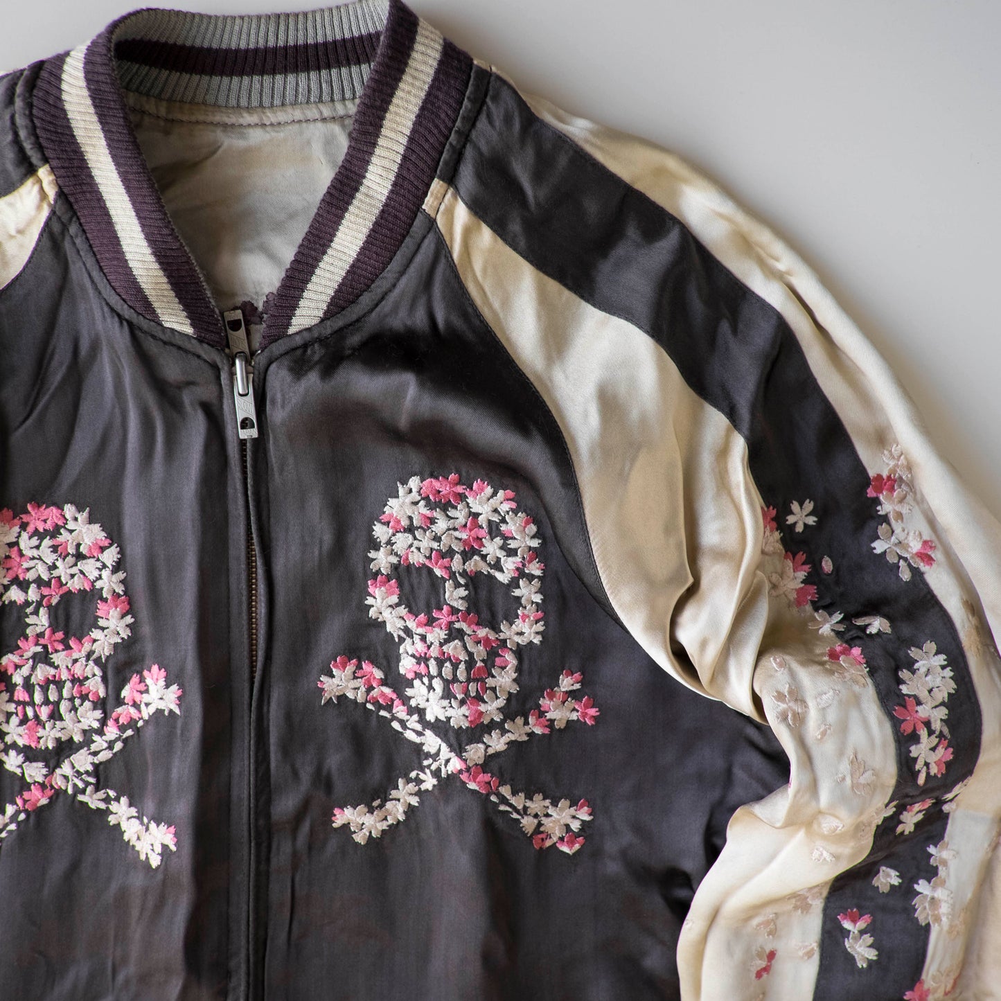 Vintage Punk Rock Dokuro Sakura Sukajan Jacket M, Japanese Skull Cherry Blossom Embroidery Souvenir Bomber Jacket