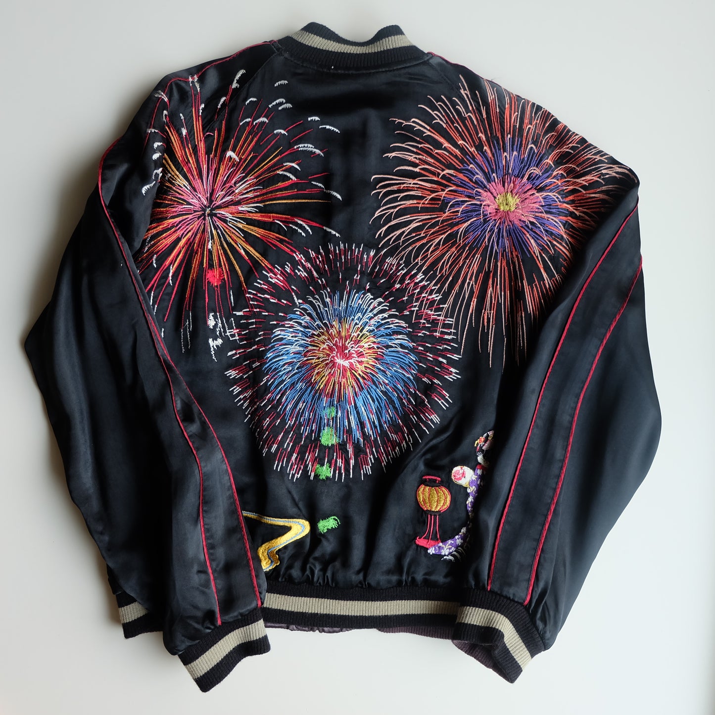 Vintage Japanese Reversible Sukajan Jacket Hanabi Fireworks Maiko Geisha Embroidered Souvenir Bomber M-L