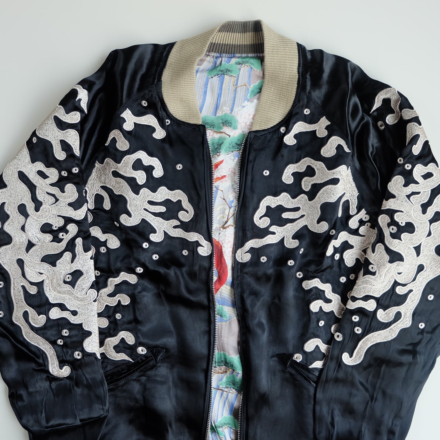 Vintage Japanese Reversible Sukajan Jacket Size S Black Dragon Cloud Koi Sakura Pine Embroidered Satin Souvenir Bomber