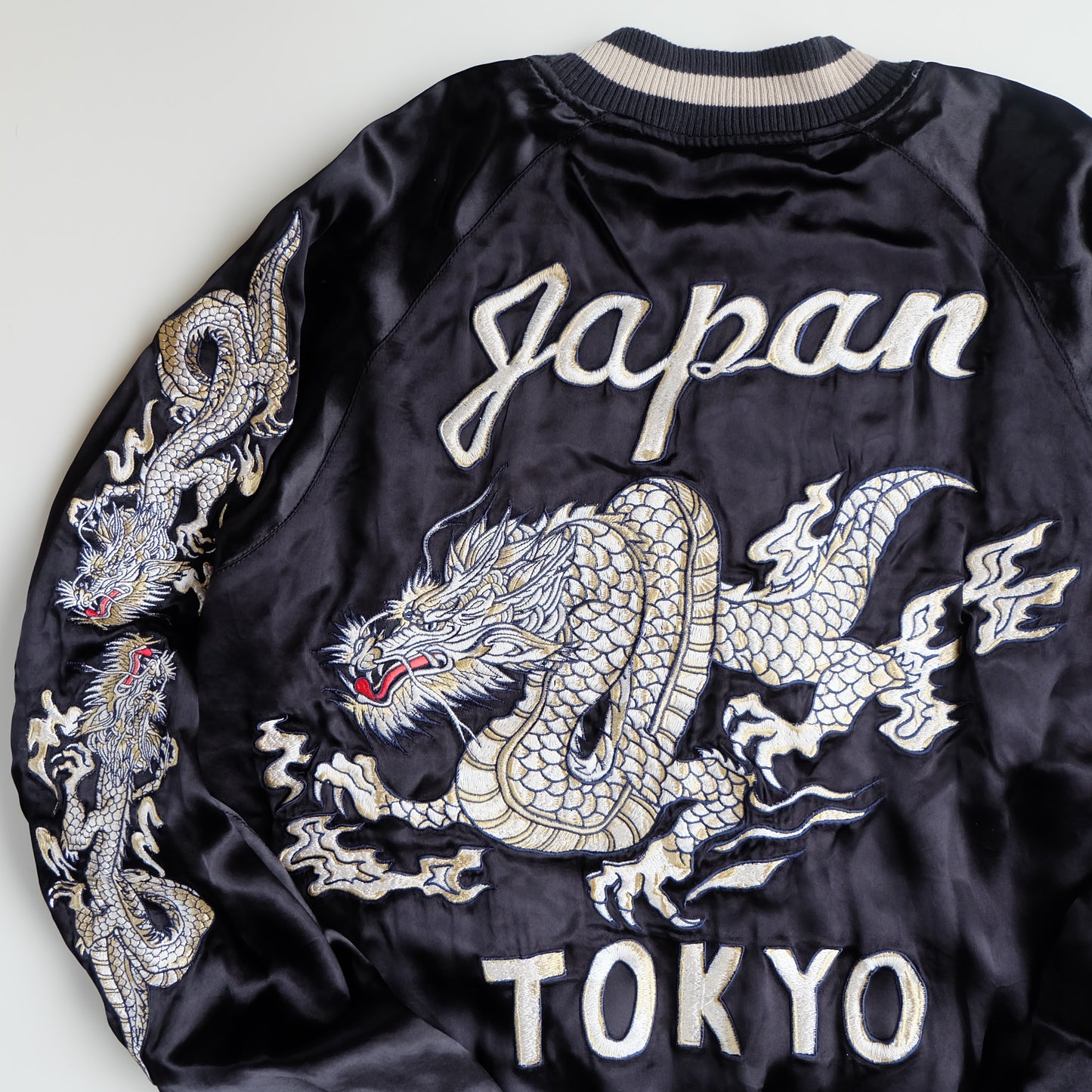 Rare CROWS x WORST Regulus Bōya Harumichi Reversible Sukajan Jacket | Japan Tokyo Dragon Black Satin Manga Bomber