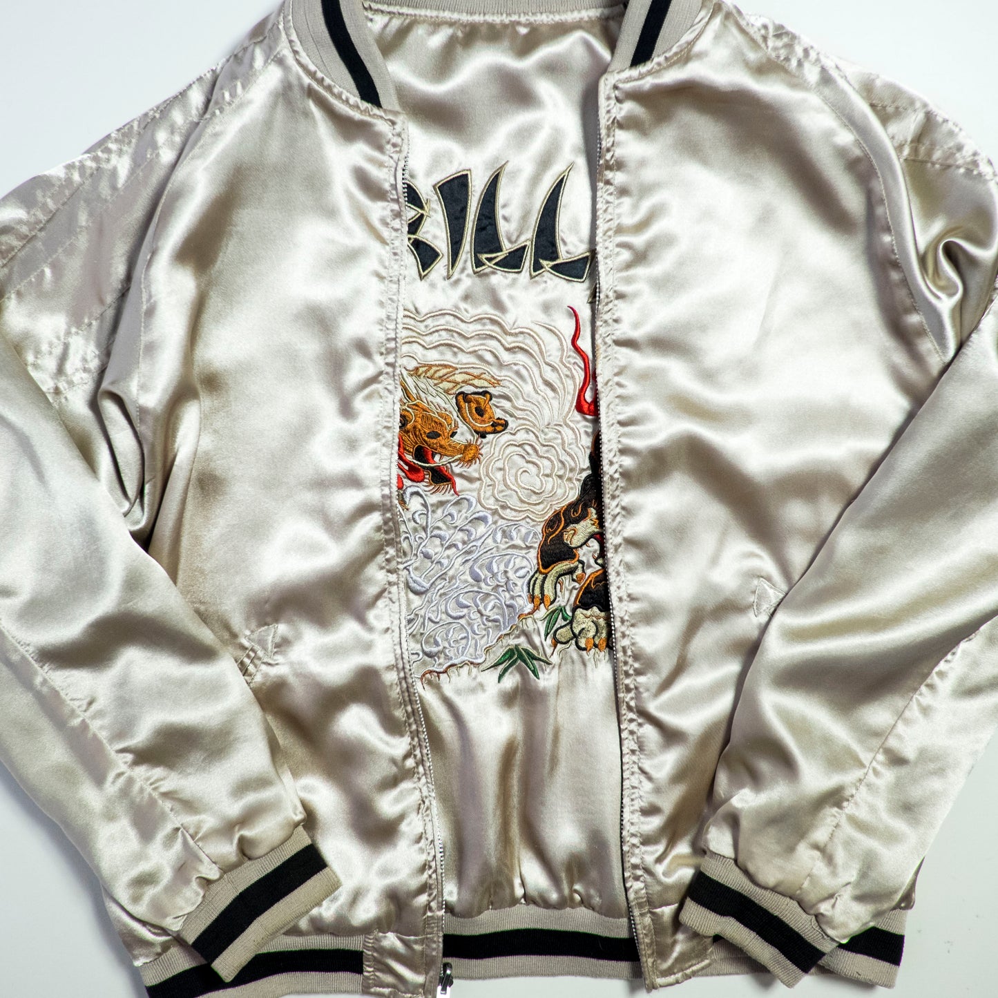 Vintage Japanese Japan GORILLA Dragon Ryu x Tiger Tattoo Art Design Embroidered Yokosuka Jumper Bomber Sukajan Souvenir Jacket