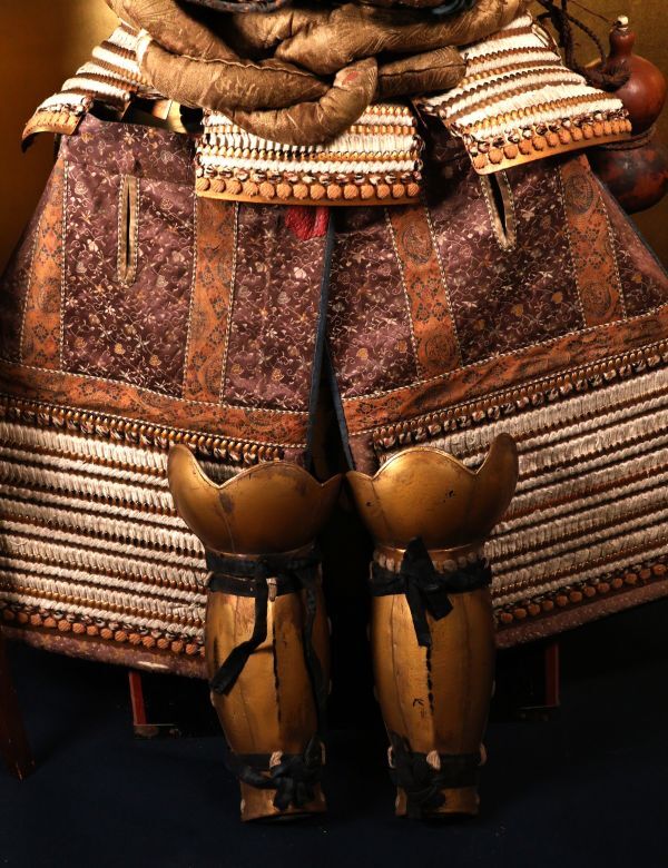 Samurai Armor Gusoku Full Standing Display with Maedate Helmet | Large-Scale Japanese Armor Set