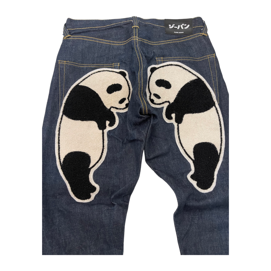 CUNE Japan Panda Appliqué Selvedge Tapered Denim Jeans | Oversized Panda Back Pockets | Made in Japan | W31