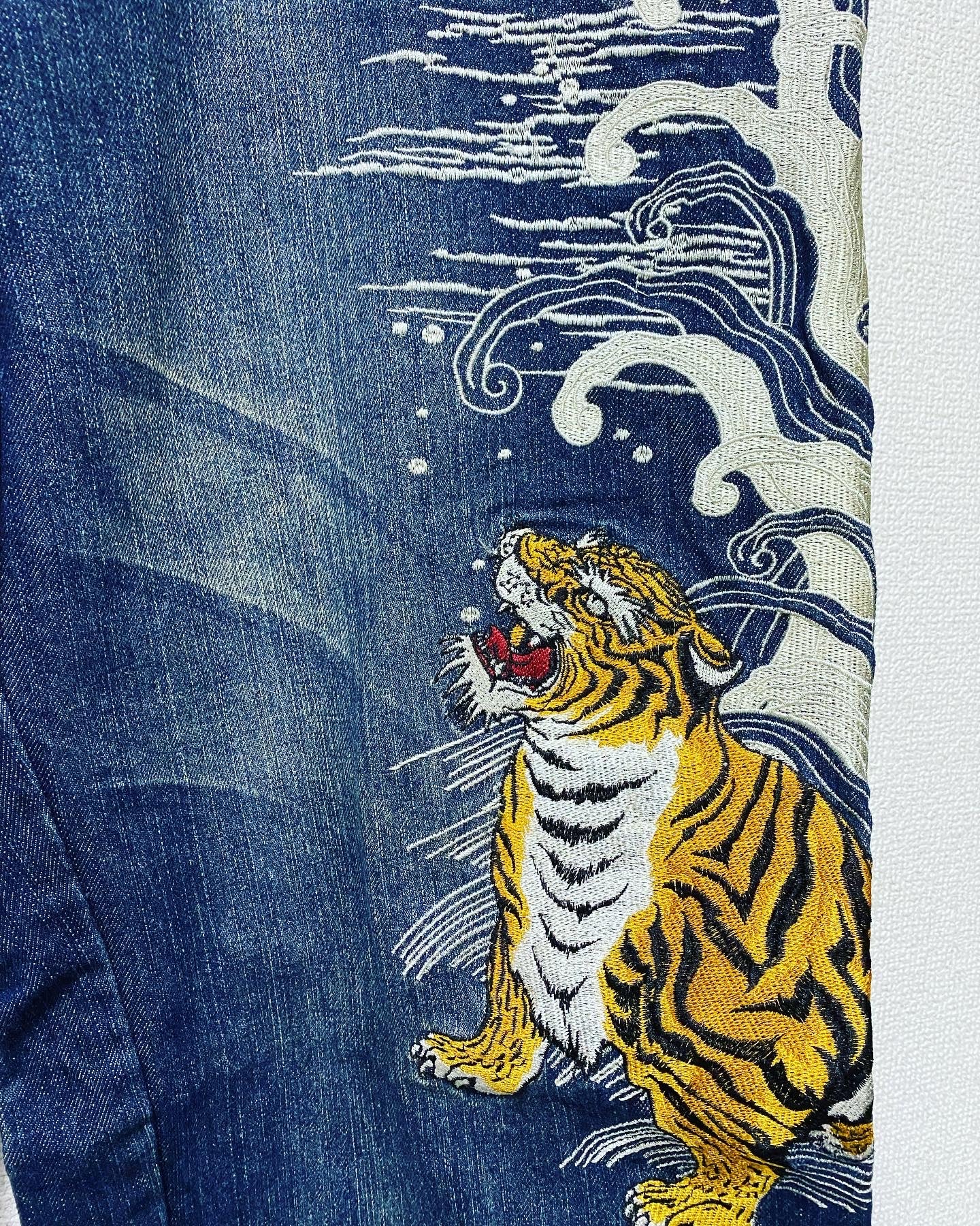 Kacho Fugetsu Japanese Dragon & Tiger Embroidered Denim Pants | Wagara Wide Leg Jeans | Japanese Tradition Denim | Size 40 (100 cm Waist)