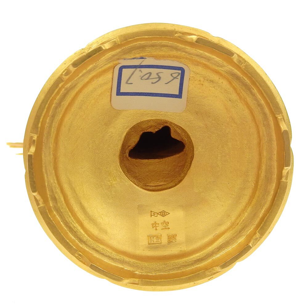 Solid K24 Yellow Gold Amida Buddha Statue — Radiant Halo Figure — High-Weight Collector-Grade Sacred Sculpture