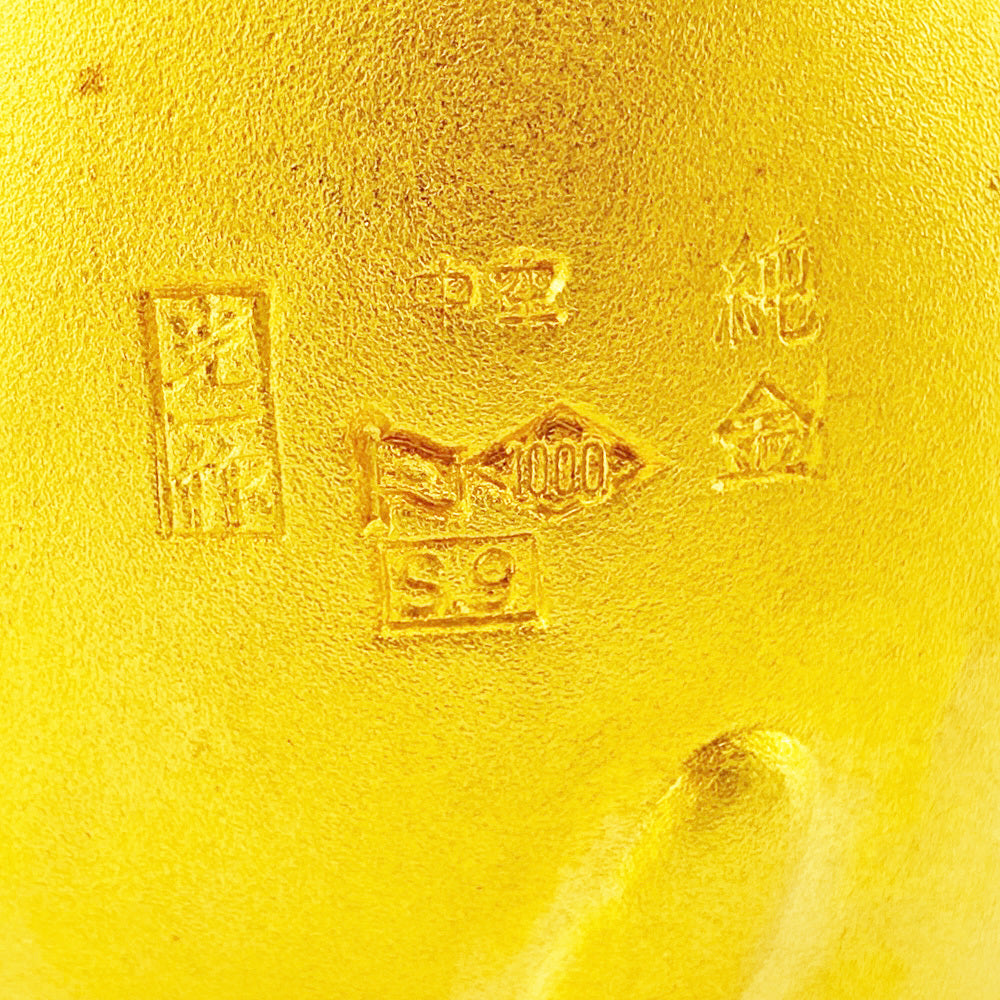 Solid K24 Japan Yellow Gold Maneki-Neko — Japanese Beckoning Cat Wealth Sculpture — Modern Collectible Gold Figure