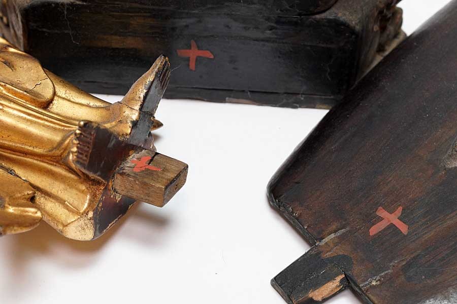 Standing Kannon Bosatsu (Avalokiteshvara) | Edo Period Wooden Statue with Carved Halo Mandorla | Gilt Details, Altar Base | 51 cm