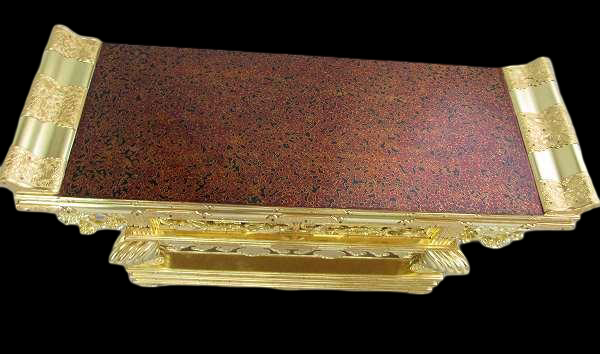 Honganji-Style Gilded Amida Hall Altar Table (18-go) — Handcrafted Temple Butsugu Stand — 54.5 cm Wide, Architectural Carving