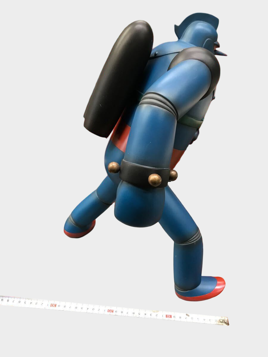 Large Tetsujin 28-go Sofubi Figure Retro Style with Diorama Base Japanese Robot