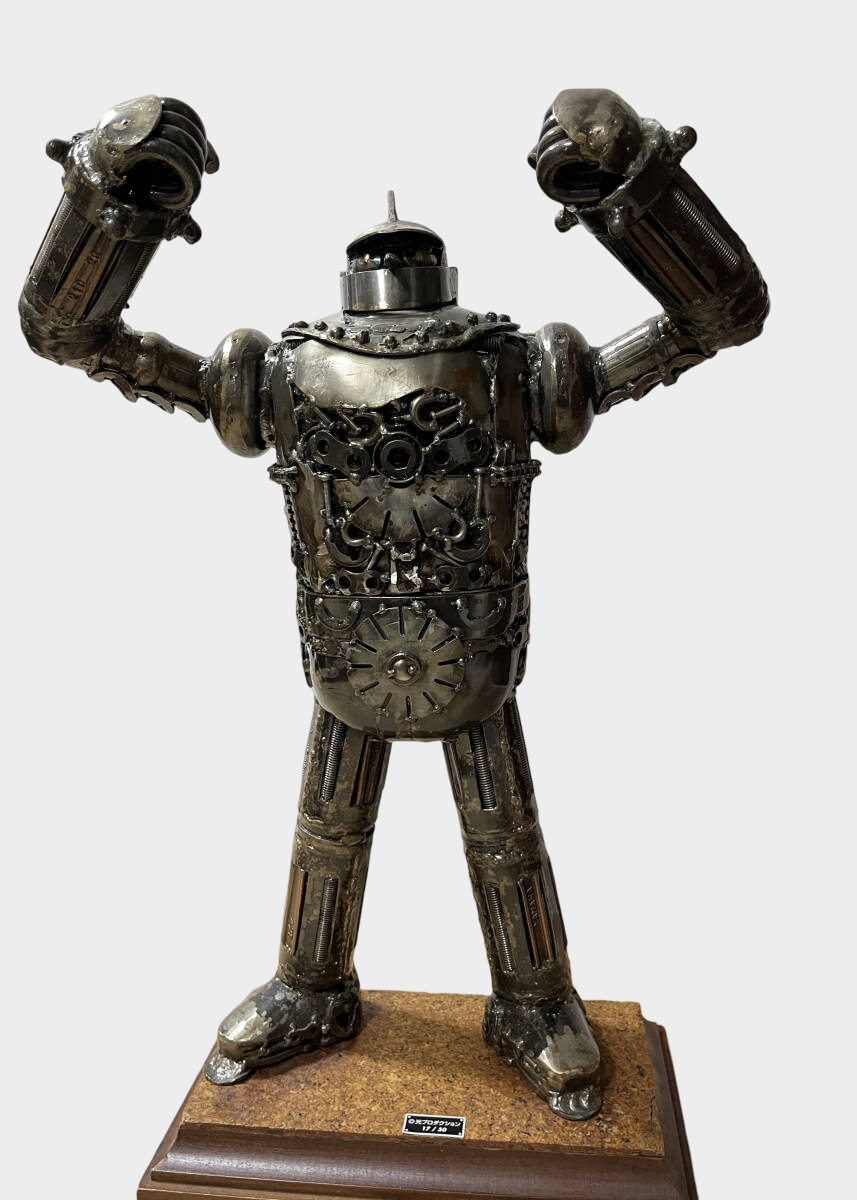 Tetsujin 28-go Scrap Iron Sculpture — Limited 17/50 Industrial Metal Anime Art Figure Statue
