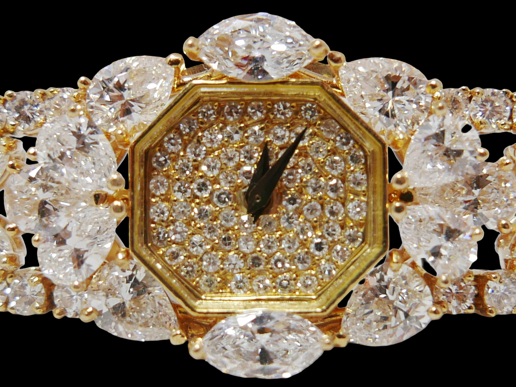 Vacheron Constantin Ladies High Jewelry Watch – 18K Yellow Gold × Marquis Diamonds – Manual-Wind – Rare Haute Joaillerie