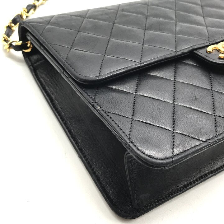 Vintage Chanel Matelasse 22 Black Lambskin Single Flap Chain Shoulder Bag