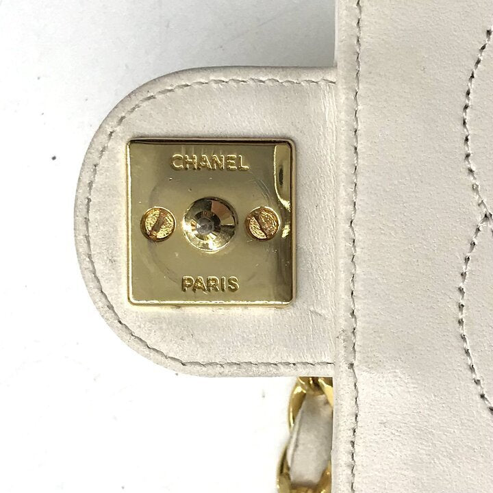 Vintage Chanel Mini Matelasse 18 White Lambskin Gold Hardware Chain Bag