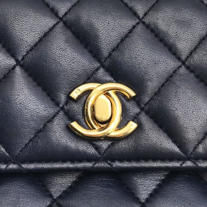 Vintage Chanel Mini Matelasse Navy Lambskin Gold Chain Shoulder Bag 18cm