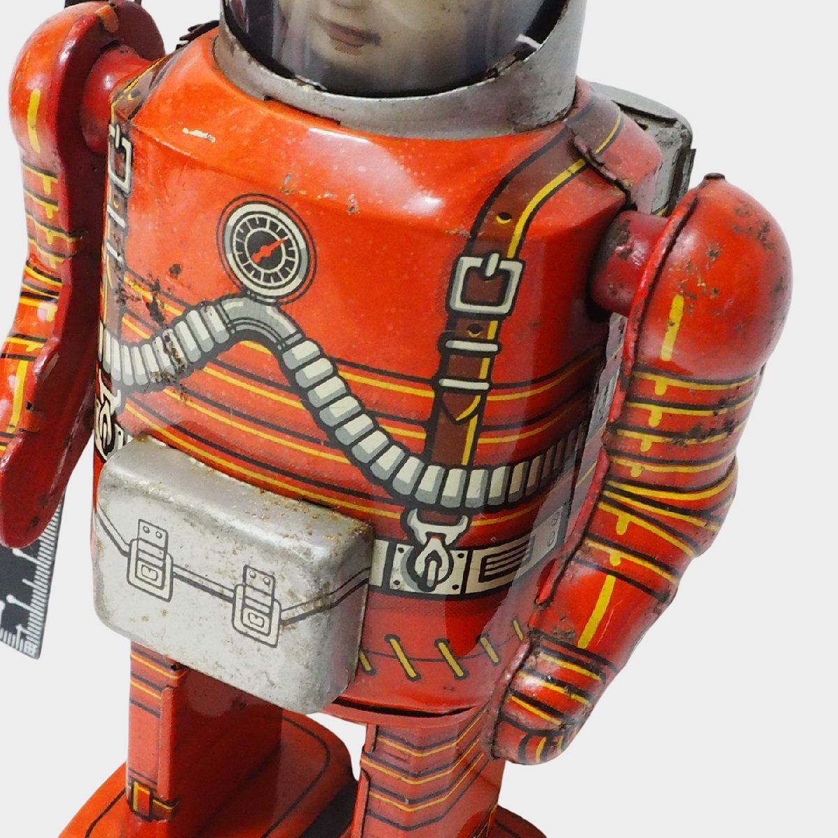 Masudaya Space Man Electric Walking Tin Astronaut Robot – Showa Era Japanese Sci-Fi Tin Toy, Rare Battery-Powered Model