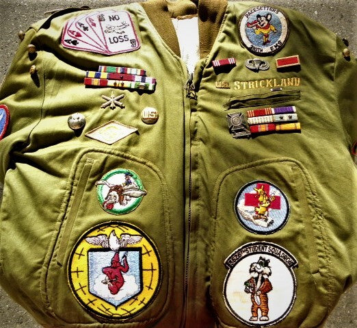 Vintage Korea Tour Jacket Patch Covered Military Souvenir Jacket 40s 50s Squadron Badge Trophy Jacket Rare