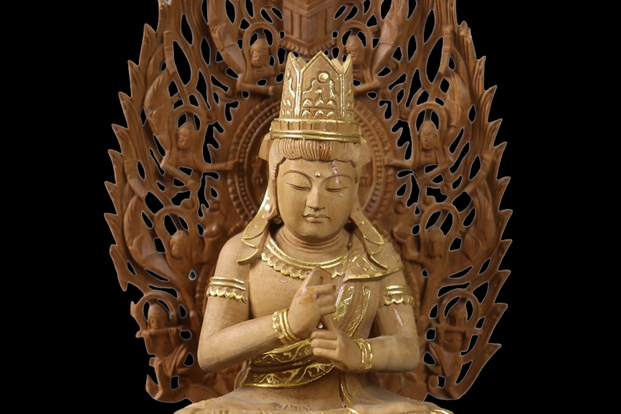 White Sandalwood Dainichi Nyorai (Mahavairocana) — Attributed to Arima Raitai — Tomobako