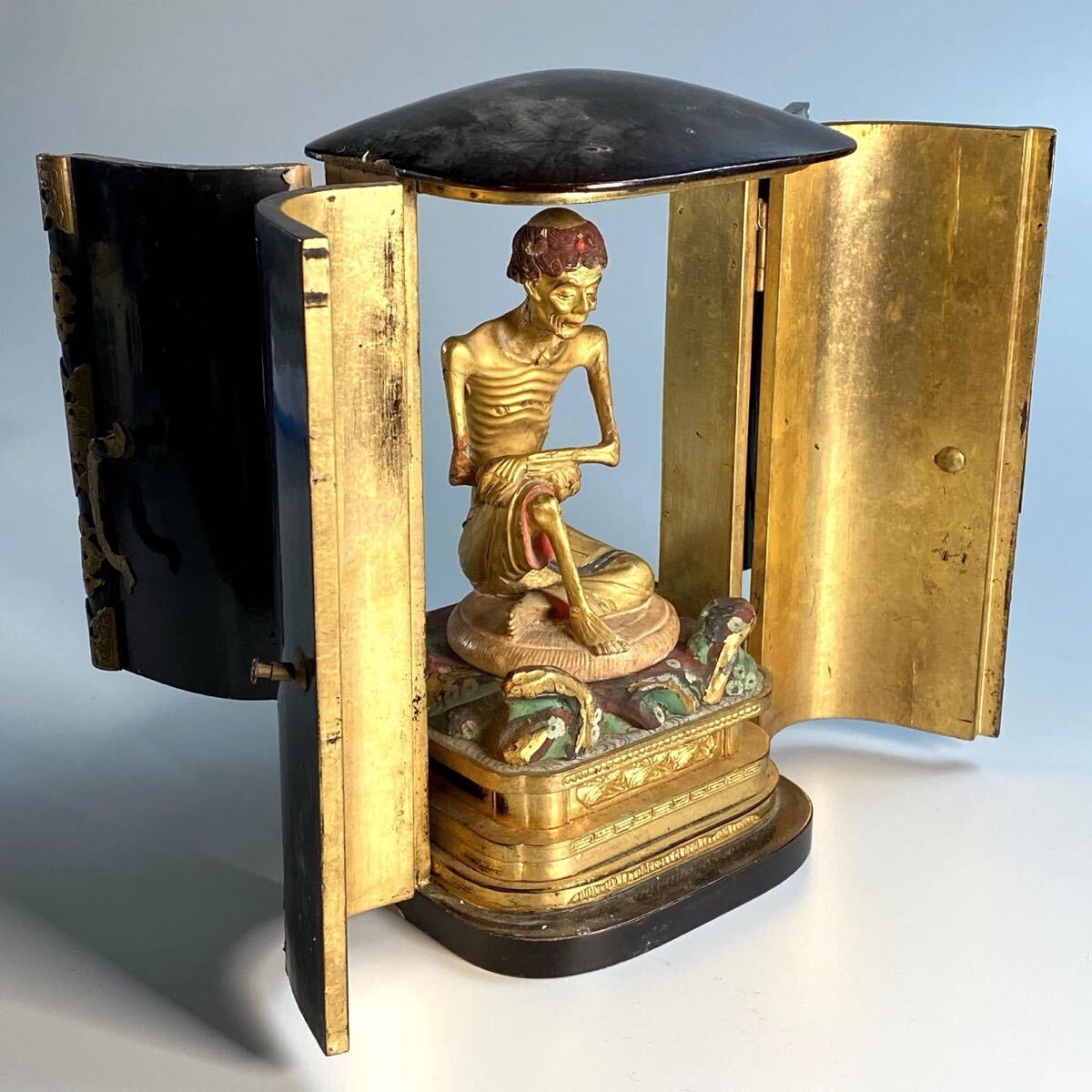 Walking Shaka Nyorai Mini Zushi Shrine (12 cm Figure) | Gilt Polychrome Buddhist Icon | Edo–Meiji Era Domestic Devotion