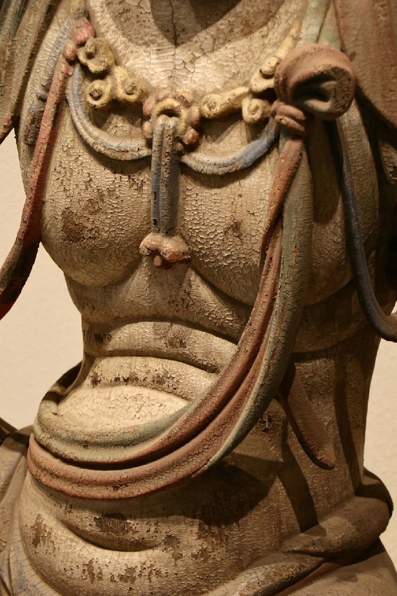 Chinese Buddhist Zizai Guanyin (Jizai Kannon / Avalokiteshvara) Buddha Statue, Monumental Camphor Wood Sculpture, Song Dynasty Style Temple Image (Antique, 100+ Years)