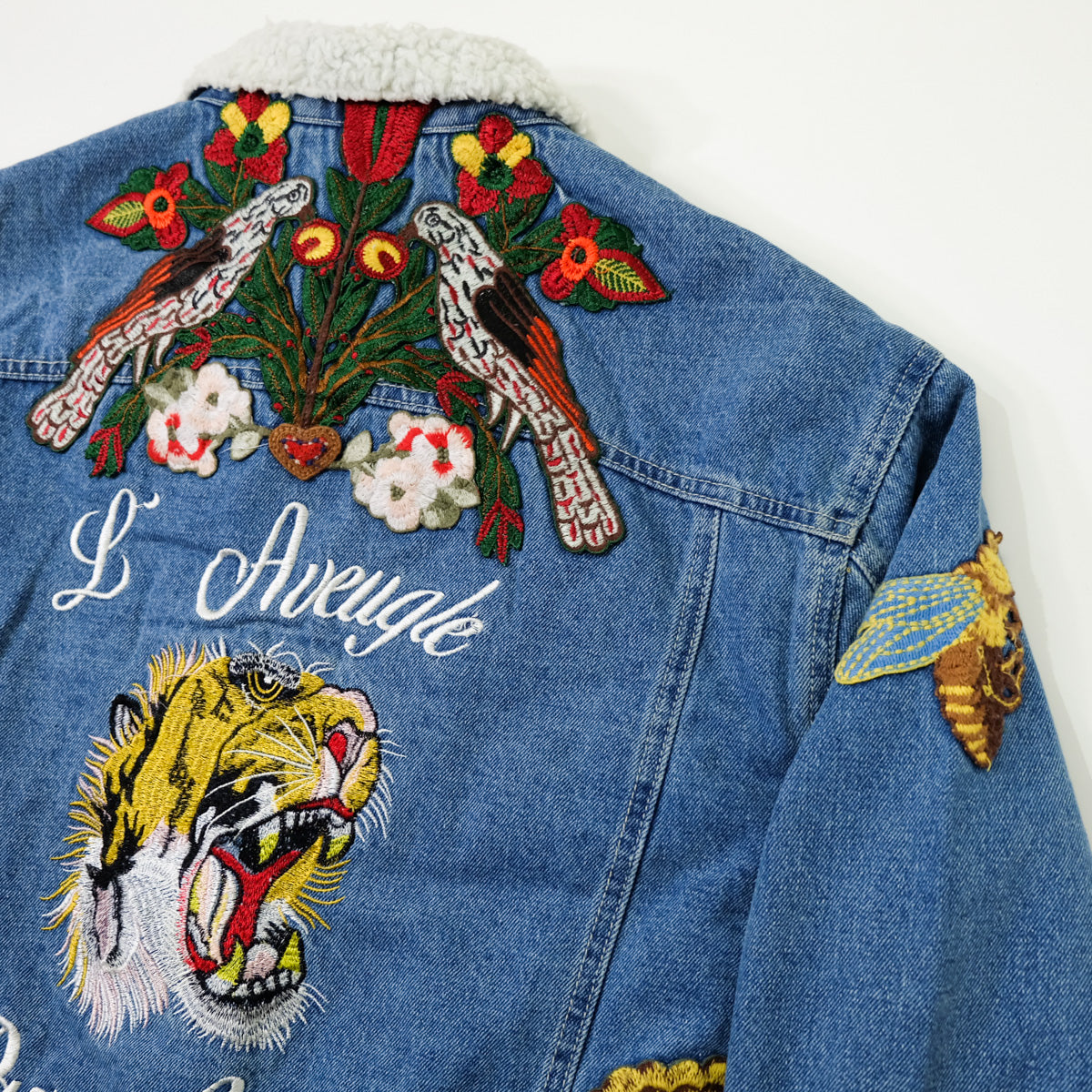 L’Aveugle Par Amour Tiger Embroidered Custom Patches Sherpa Denim Jacket | Butterfly Rose Bird Patch Trucker Coat | Maximalist Streetwear (Copy)
