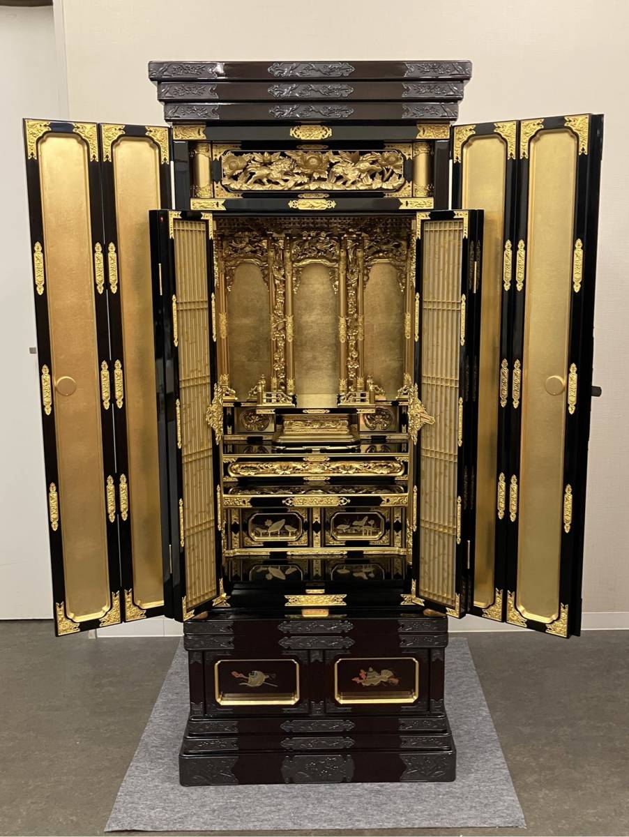 Deadstock Otani-ha Gold Butsudan Altar Cabinet — Two-Tier Guden Architecture, Black Lacquer Exterior & Gold Sanctum (Approx. 161 cm) — Estate-Scale Domestic Shrine