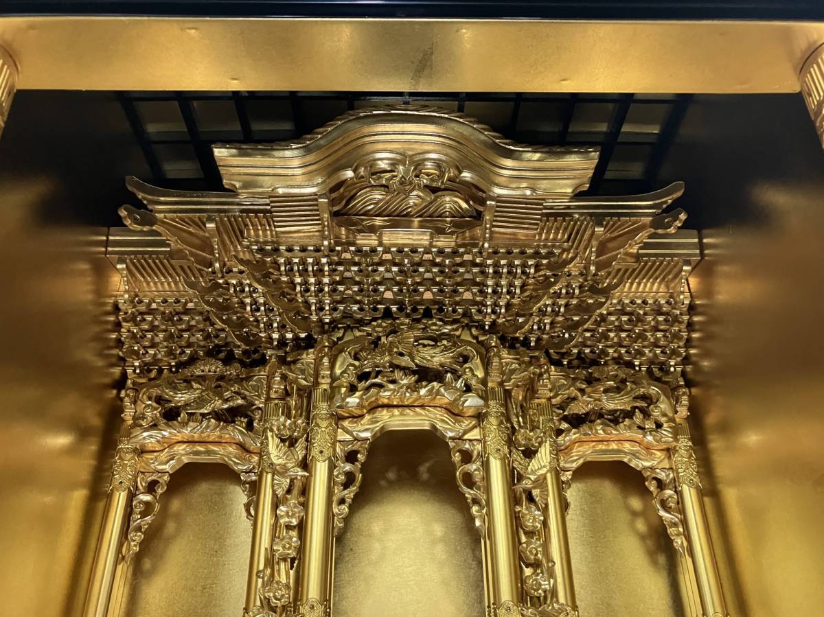 Deadstock Otani-ha Gold Butsudan Altar Cabinet — Two-Tier Guden Architecture, Black Lacquer Exterior & Gold Sanctum (Approx. 161 cm) — Estate-Scale Domestic Shrine