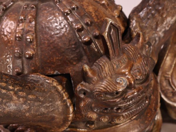 Bizen Yaki Oni Kabuto Okimono Sculpture — Antlered Guardian Helmet Form, Japanese Ceramic Art, Armor-Inspired Ornament (Bizen Ware)