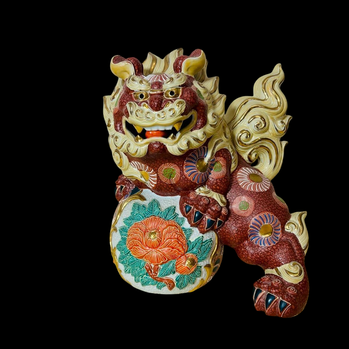 Kutani Ware Jewel-Ball Shishi Lion (Tama-nori Shishi) — Hand-Painted Polychrome Guardian Figure — Approx. 30 cm — Showa–Heisei Era Decorative Sculpture