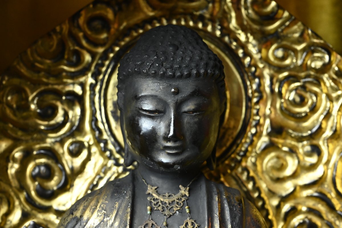 Edo Period Gyokugan Amida Nyorai Zushi 69cm — Temple-Housed Wooden Buddhist Sculpture with Crystal Eyes