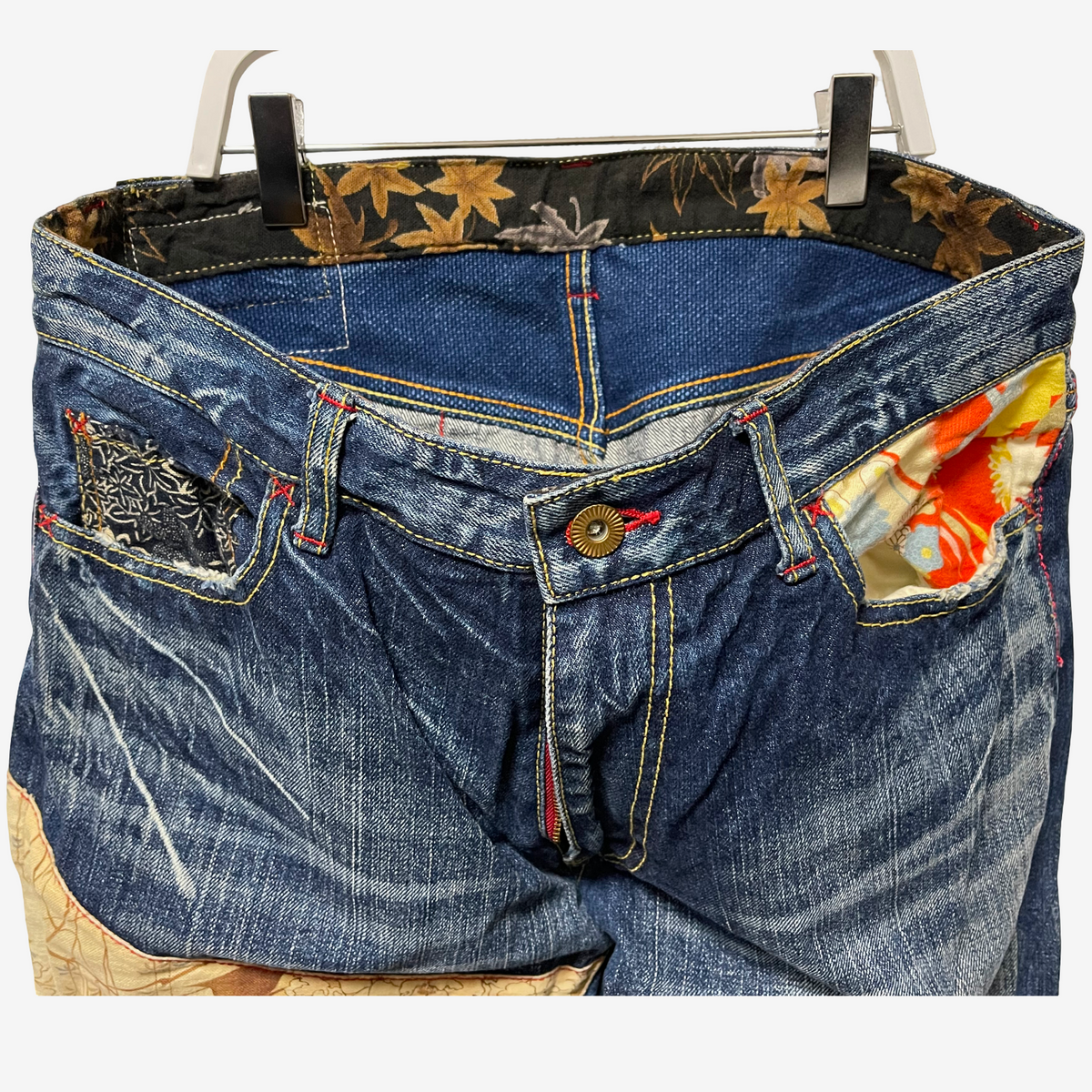 Vaqueros ETERNAL Bitchū Kurashiki Kōbō KURA 25405 de patchwork wagara chirimen, fabricados en Japón, finales de los años 2000, talla 32