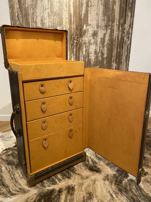 Goyard Antique Closet Trunk Pair Nos. 16 & 17, Patterned Canvas with Fitted Drawers, France, Early 1900s