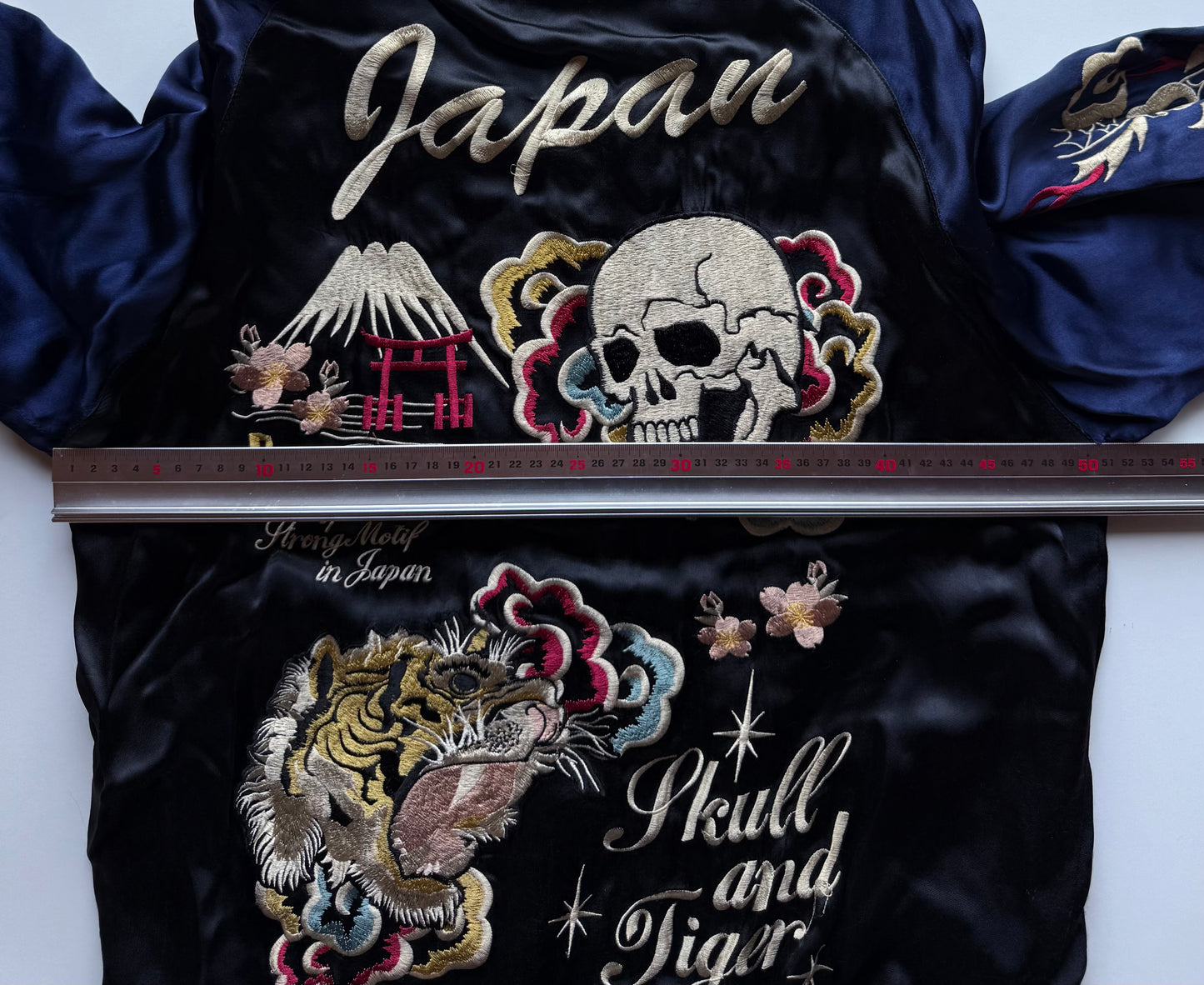 Vintage Tailor Toyo Reversible Sukajan Jacket Skull Tiger Hot Rod Monster Satin Bomber Japan Blue Black Embroidered Souvenir Jacket