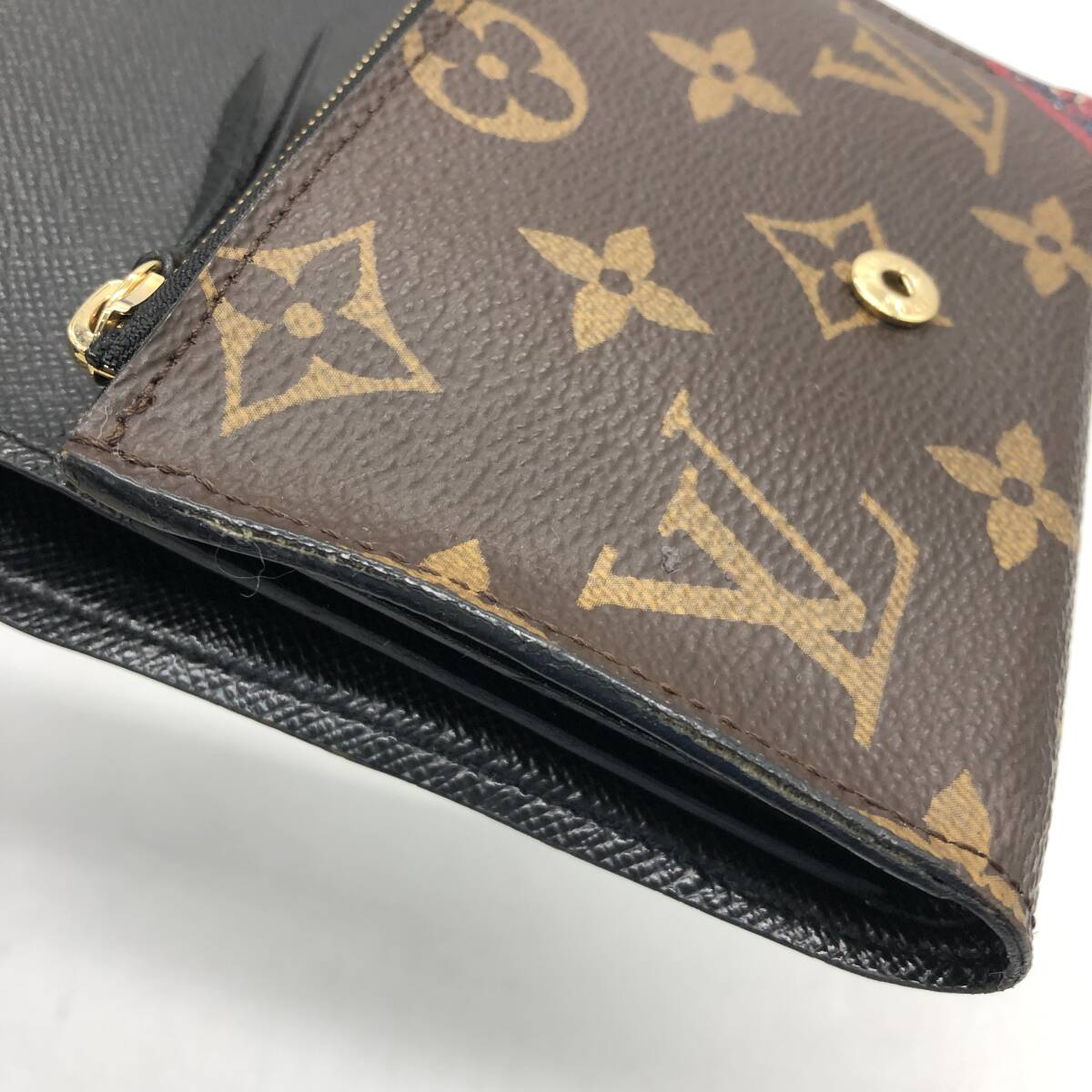 Louis Vuitton × Kansai Yamamoto Portefeuille Victorine M67253, view 9